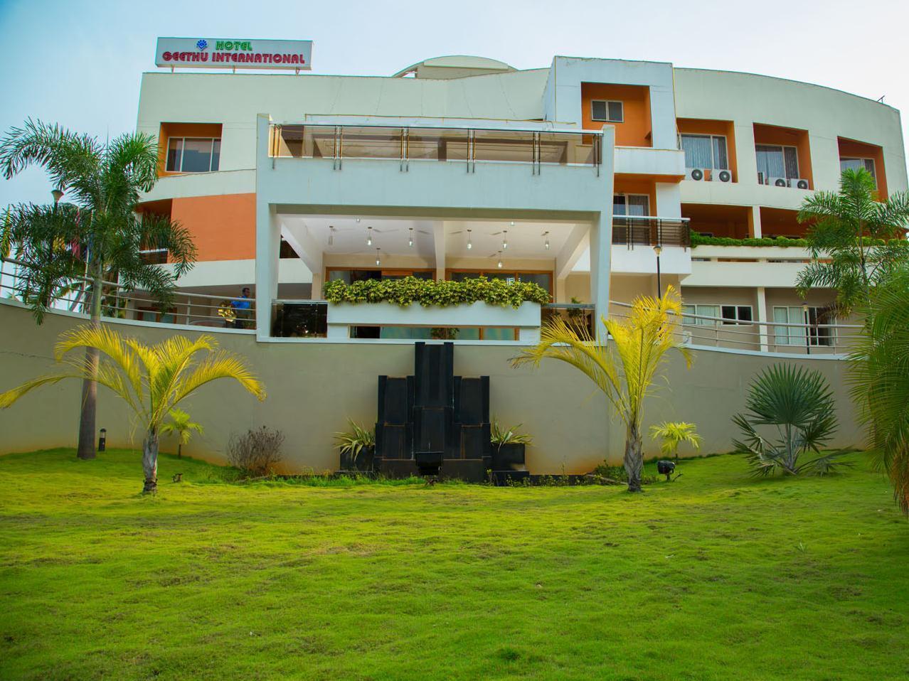 Hotel Geethu International Kovalam Exterior photo
