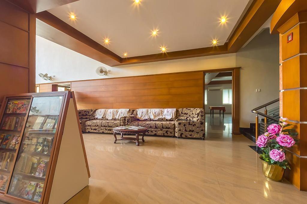 Hotel Geethu International Kovalam Exterior photo