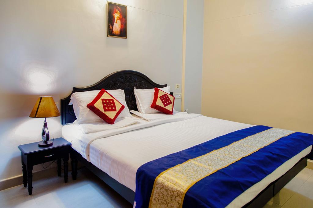 Hotel Geethu International Kovalam Exterior photo