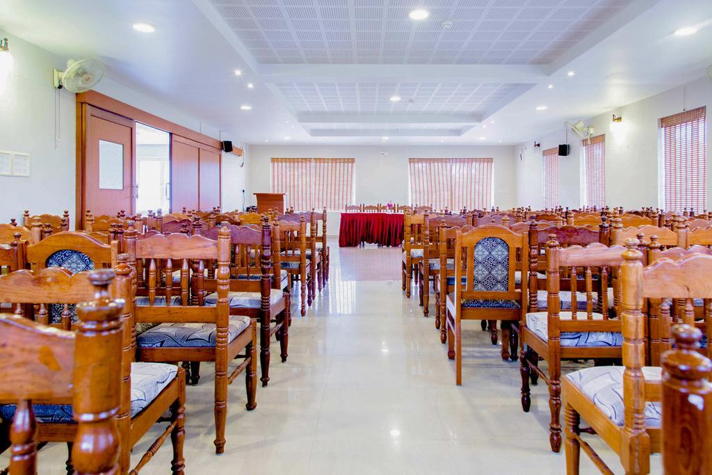 Hotel Geethu International Kovalam Exterior photo